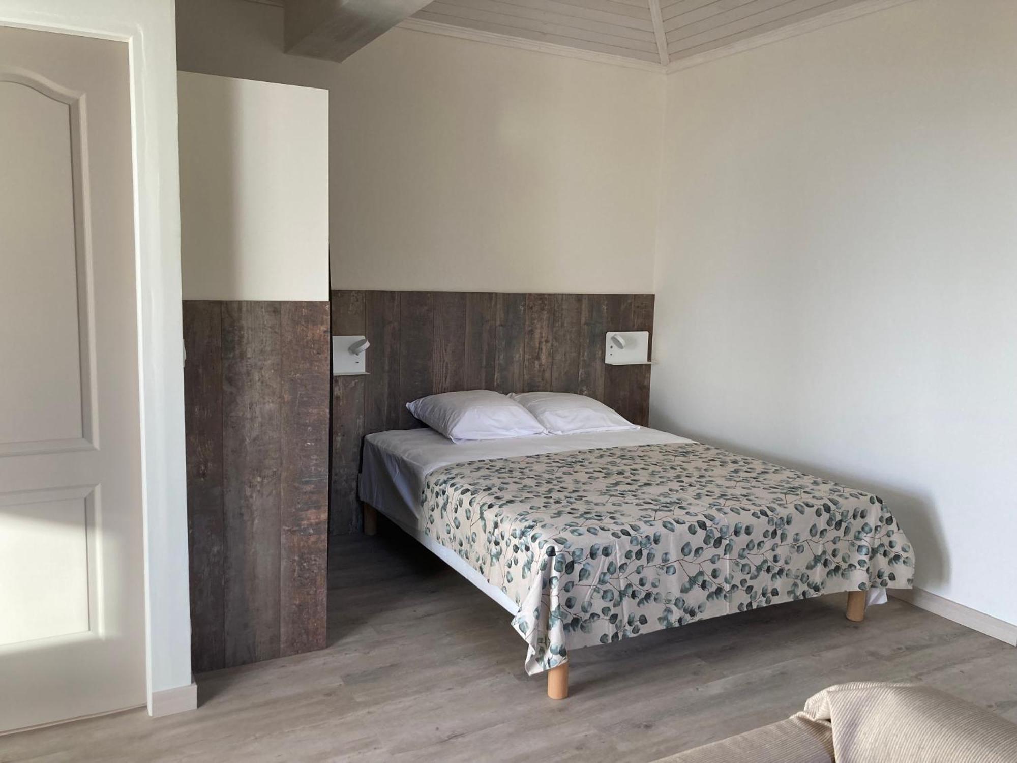 Chez Jean Claude La Villa Des Amis Олмето Екстериор снимка