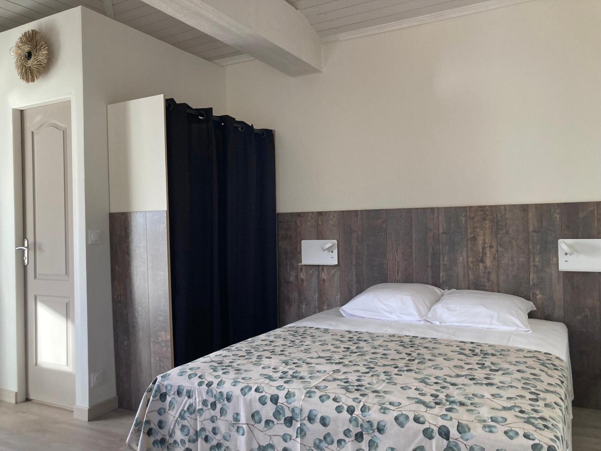 Chez Jean Claude La Villa Des Amis Олмето Екстериор снимка